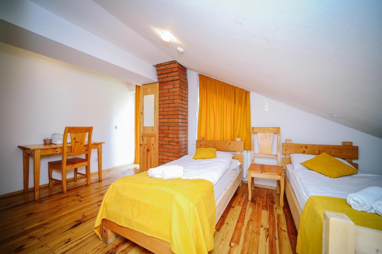Alpenhaus Kazbegi Hotel & Restaurant Екстер'єр фото